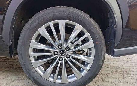 Toyota Highlander, 2022 год, 4 735 006 рублей, 15 фотография