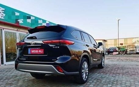 Toyota Highlander, 2022 год, 4 735 006 рублей, 16 фотография