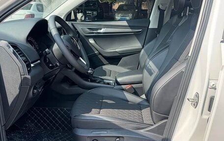 Skoda Karoq I, 2022 год, 1 750 999 рублей, 11 фотография