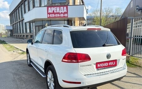 Volkswagen Touareg III, 2013 год, 2 275 000 рублей, 3 фотография