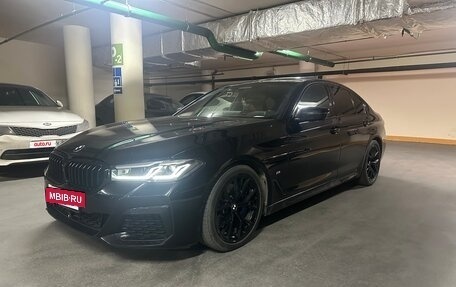 BMW 5 серия, 2021 год, 4 900 000 рублей, 2 фотография