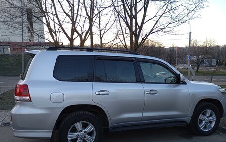 Toyota Land Cruiser 200, 2009 год, 2 650 000 рублей, 7 фотография