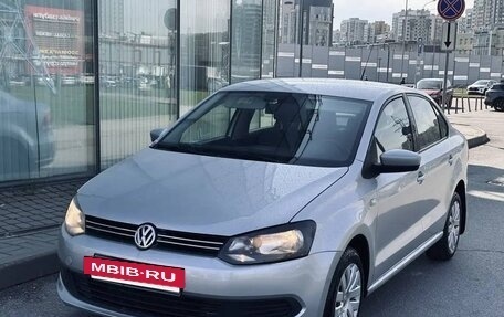 Volkswagen Polo VI (EU Market), 2012 год, 630 000 рублей, 2 фотография