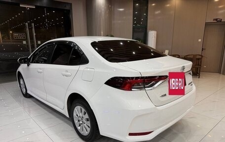 Toyota Corolla, 2022 год, 1 700 000 рублей, 4 фотография