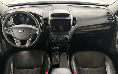 KIA Sorento II рестайлинг, 2013 год, 1 599 000 рублей, 9 фотография