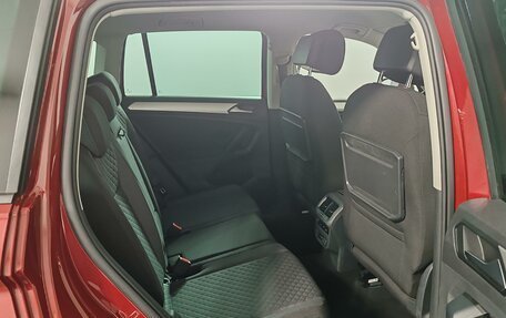 Volkswagen Tiguan II, 2019 год, 2 399 000 рублей, 19 фотография