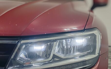 Volkswagen Tiguan II, 2019 год, 2 399 000 рублей, 25 фотография