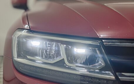 Volkswagen Tiguan II, 2019 год, 2 399 000 рублей, 15 фотография