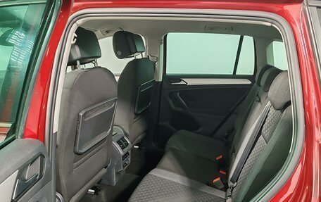 Volkswagen Tiguan II, 2019 год, 2 399 000 рублей, 21 фотография