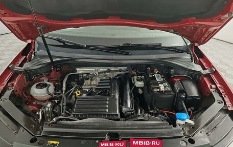 Volkswagen Tiguan II, 2019 год, 2 399 000 рублей, 8 фотография