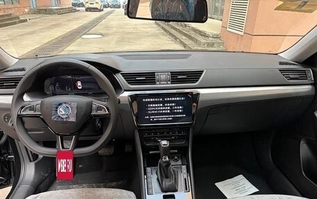 Skoda Superb III рестайлинг, 2026 год, 2 650 000 рублей, 5 фотография