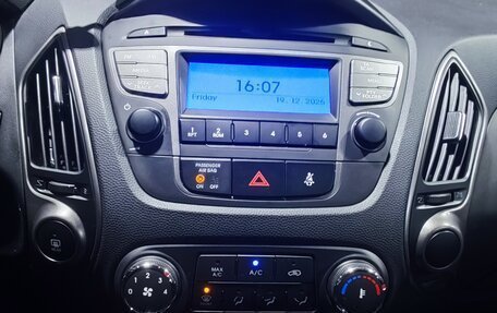 Hyundai ix35 I рестайлинг, 2013 год, 1 350 000 рублей, 12 фотография