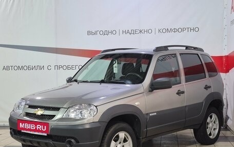 Chevrolet Niva I рестайлинг, 2017 год, 699 000 рублей, 3 фотография