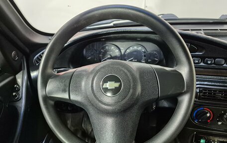 Chevrolet Niva I рестайлинг, 2017 год, 699 000 рублей, 11 фотография