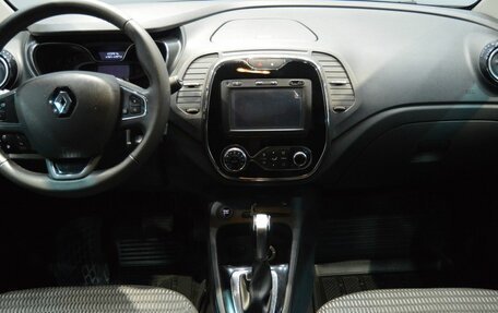 Renault Kaptur I рестайлинг, 2017 год, 1 650 000 рублей, 38 фотография