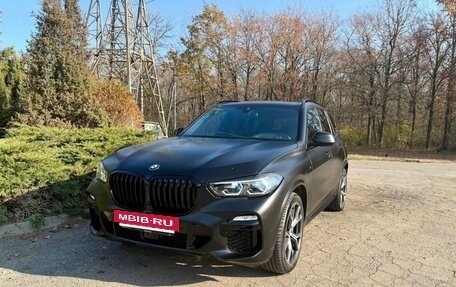 BMW X5, 2021 год, 9 990 000 рублей, 3 фотография