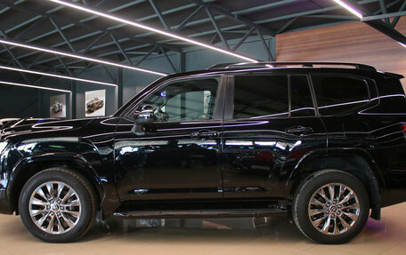 Toyota Land Cruiser, 2022 год, 9 990 000 рублей, 3 фотография