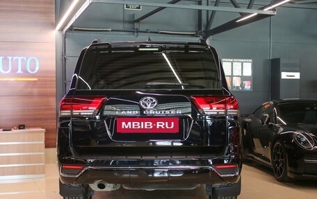 Toyota Land Cruiser, 2022 год, 9 990 000 рублей, 5 фотография