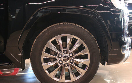 Toyota Land Cruiser, 2022 год, 9 990 000 рублей, 24 фотография