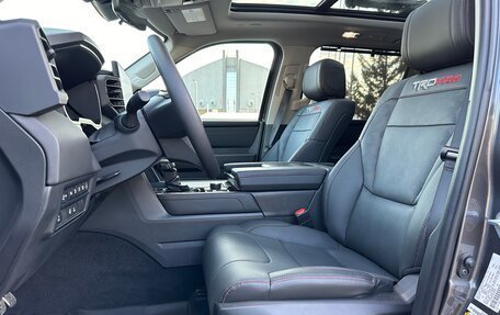 Toyota Sequoia, 2023 год, 13 950 000 рублей, 18 фотография