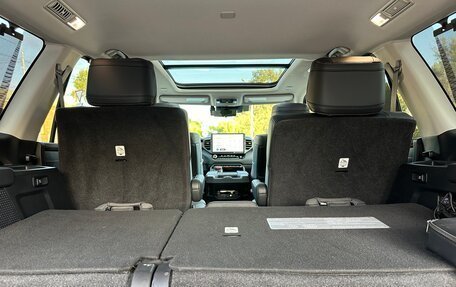 Toyota Sequoia, 2023 год, 13 950 000 рублей, 26 фотография