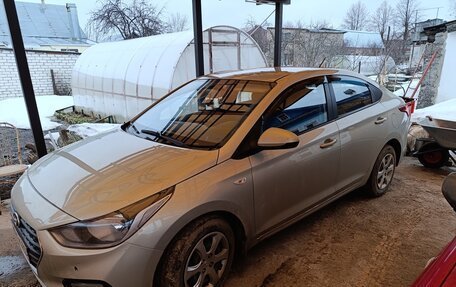 Hyundai Solaris II рестайлинг, 2019 год, 1 120 000 рублей, 2 фотография