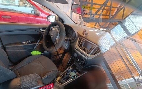 Hyundai Solaris II рестайлинг, 2019 год, 1 120 000 рублей, 4 фотография