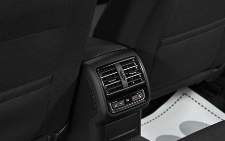 Volkswagen Passat B8 рестайлинг, 2017 год, 1 835 000 рублей, 13 фотография