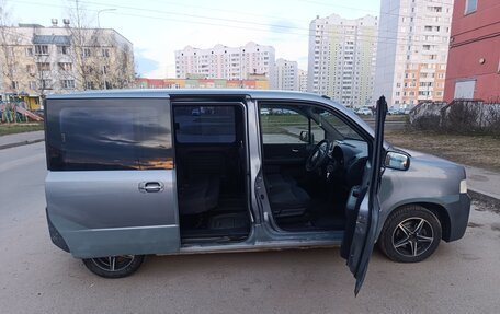 Honda Mobilio Spike I рестайлинг, 2004 год, 200 000 рублей, 7 фотография