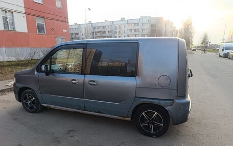 Honda Mobilio Spike I рестайлинг, 2004 год, 200 000 рублей, 8 фотография