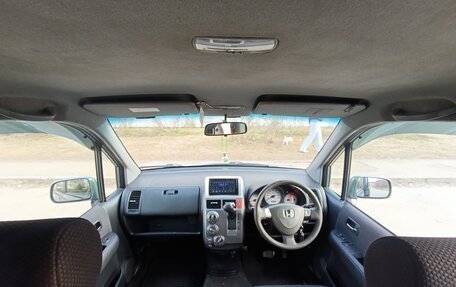 Honda Mobilio Spike I рестайлинг, 2004 год, 200 000 рублей, 17 фотография