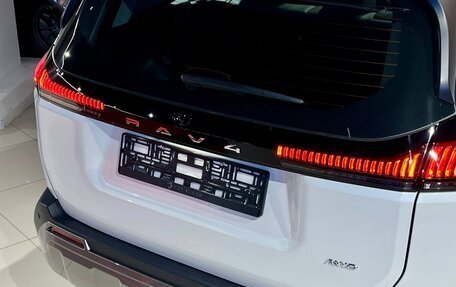 Toyota RAV4, 2026 год, 4 650 000 рублей, 9 фотография