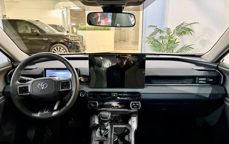 Toyota RAV4, 2026 год, 4 650 000 рублей, 26 фотография