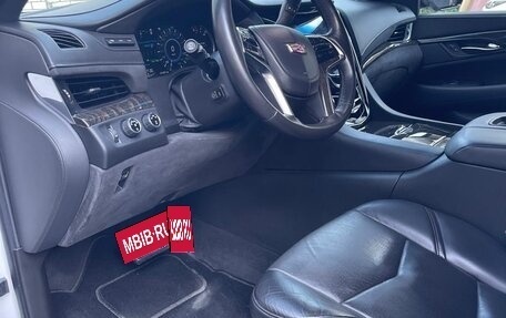 Cadillac Escalade IV, 2016 год, 4 999 000 рублей, 12 фотография