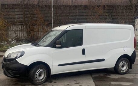 Fiat Doblo II рестайлинг, 2019 год, 1 500 000 рублей, 1 фотография