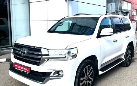 Toyota Land Cruiser 200, 2015 год, 4 870 000 рублей, 1 фотография