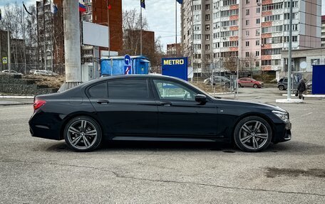 BMW 7 серия, 2017 год, 3 390 000 рублей, 8 фотография