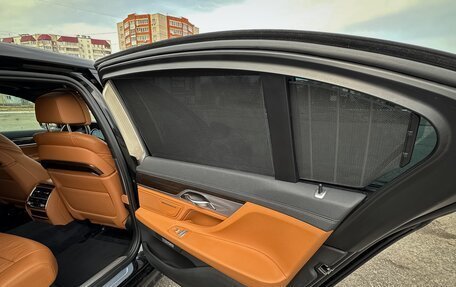 BMW 7 серия, 2017 год, 3 390 000 рублей, 16 фотография