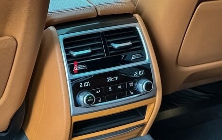 BMW 7 серия, 2017 год, 3 390 000 рублей, 15 фотография