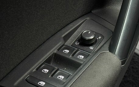 Volkswagen Tiguan II, 2017 год, 2 199 000 рублей, 25 фотография