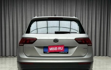 Volkswagen Tiguan II, 2017 год, 2 199 000 рублей, 5 фотография