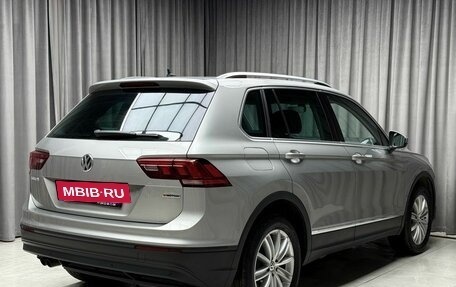 Volkswagen Tiguan II, 2017 год, 2 199 000 рублей, 6 фотография