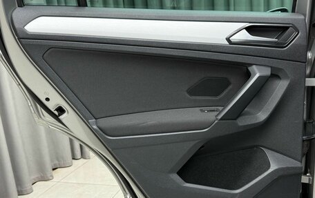 Volkswagen Tiguan II, 2017 год, 2 199 000 рублей, 29 фотография