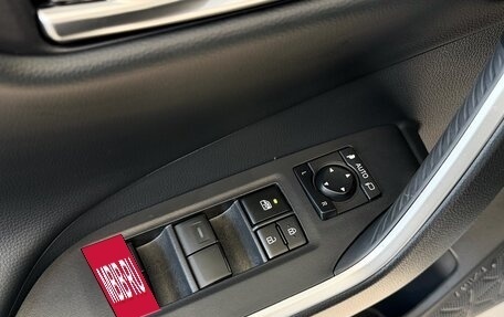 Toyota RAV4, 2025 год, 5 200 000 рублей, 12 фотография