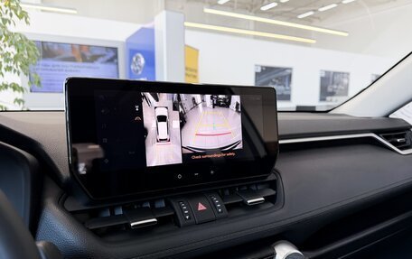 Toyota RAV4, 2025 год, 5 200 000 рублей, 24 фотография