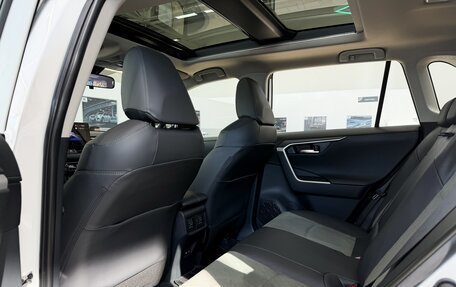 Toyota RAV4, 2025 год, 5 200 000 рублей, 30 фотография