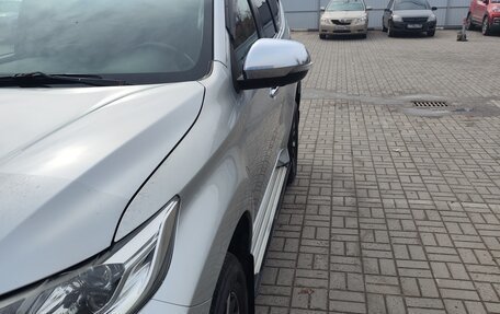 Mitsubishi Pajero Sport III рестайлинг, 2018 год, 2 999 000 рублей, 2 фотография