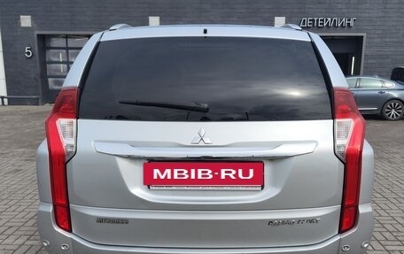 Mitsubishi Pajero Sport III рестайлинг, 2018 год, 2 999 000 рублей, 6 фотография