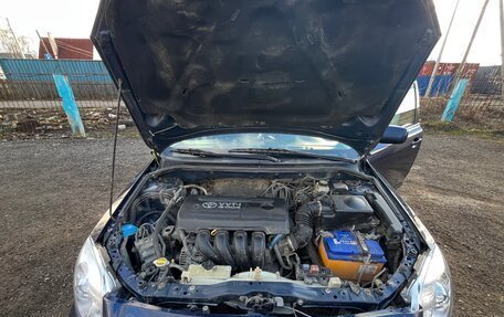 Toyota Avensis III рестайлинг, 2004 год, 520 000 рублей, 8 фотография