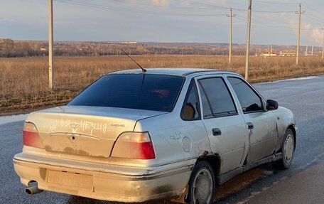 Daewoo Nexia I рестайлинг, 2007 год, 50 000 рублей, 3 фотография